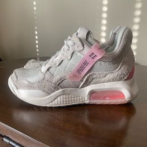 Nike air Jordan MA2 Future Beginnings 2021 sneakers - DC7729-100 Size 6 women’s